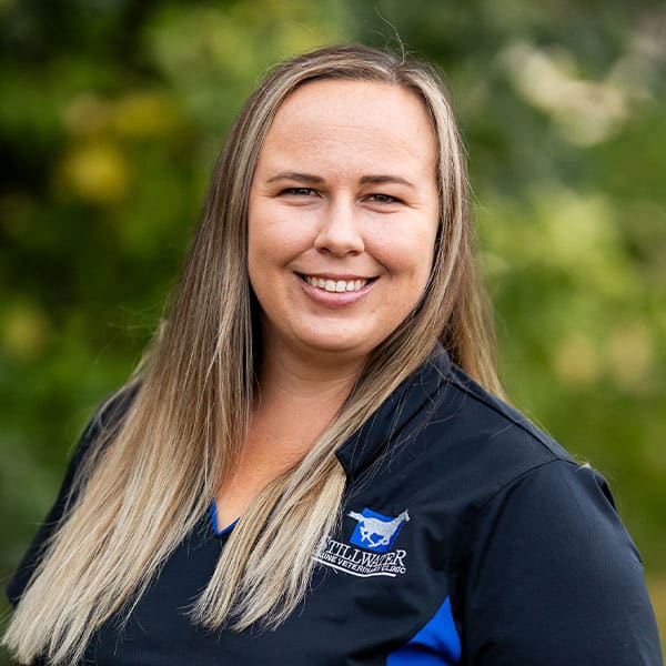 Dr. Kati Stewart, Stillwater Equine Veterinary Clinic in Stillwater